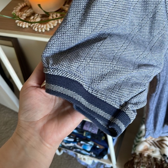 🏒 Vintage Columbus Blue Jackets Knit Polo - Oversized NHL Team Shirt - Picture 4 of 6